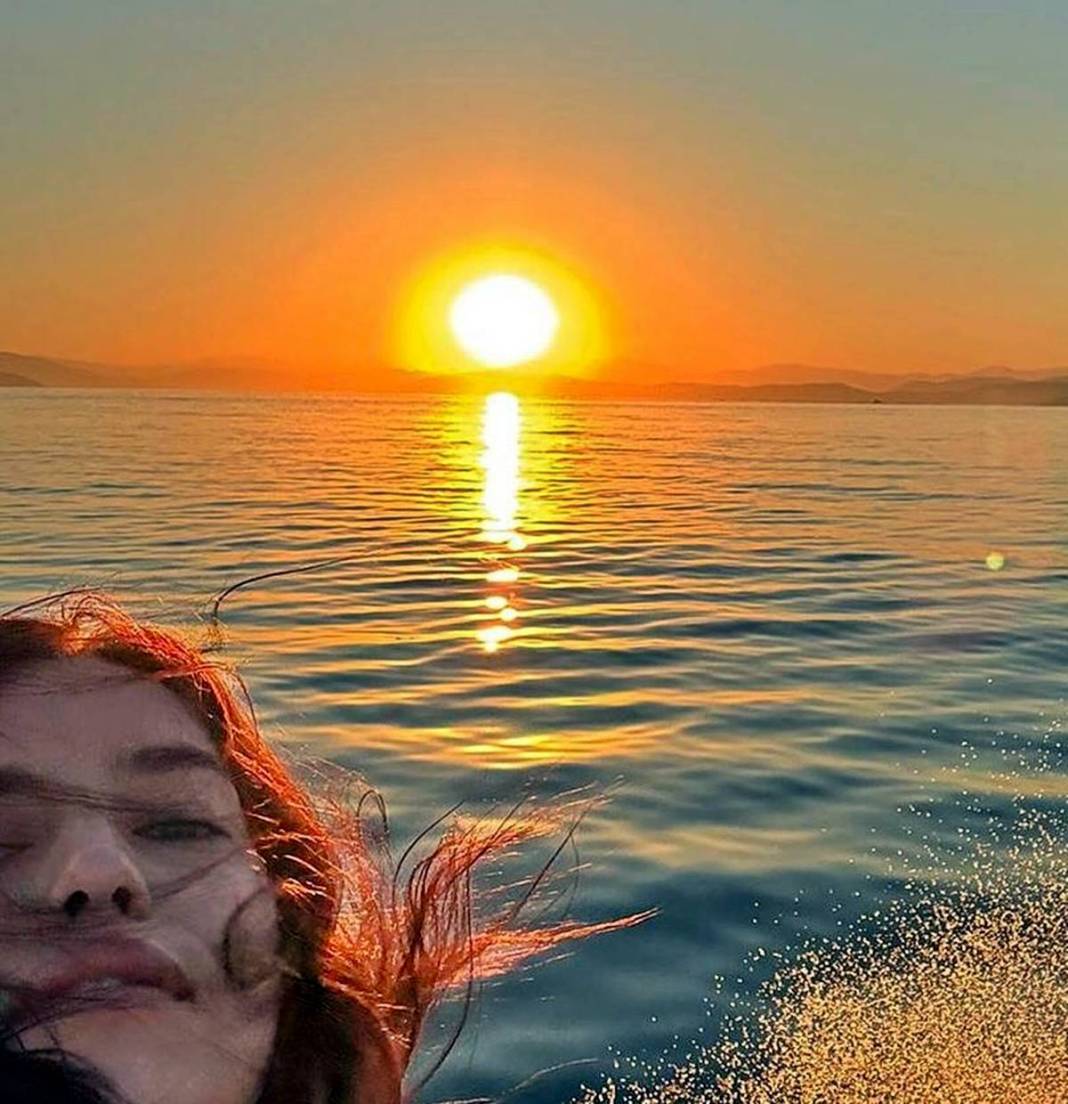 İstanbul'da tarih kokladı, Ege'de güneşe doydu! Irina Shayk, Türkiye'de 'Yaza merhaba' dedi 2